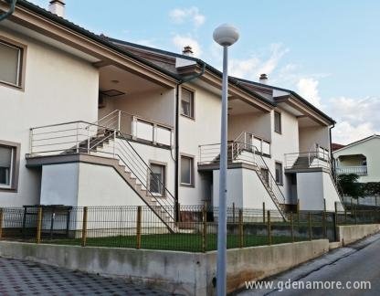 Ferienwohnungen Adriana, Privatunterkunft im Ort Vir, Kroatien - Apartmani Adriana