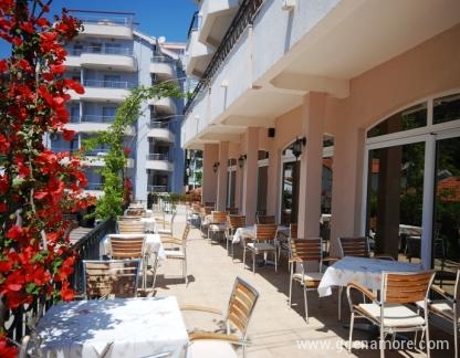 Hotel Magnolija, alloggi privati a Budva, Montenegro