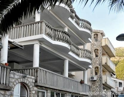 Apartmani i sobe Kuljača, ενοικιαζόμενα δωμάτια στο μέρος Bečići, Montenegro