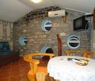 Apartments Kilibarda, private accommodation in city Herceg Novi, Montenegro