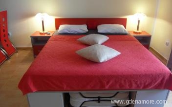 Studio apartments Djukovic, private accommodation in city Buljarica, Montenegro