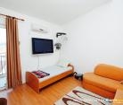 Apartmanok Kosta, Magán szállás a községben Šušanj, Montenegró