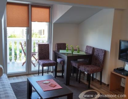Apartmani Mila, privatni smeštaj u mestu Tivat, Crna Gora