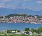 Sobe sa kupaonicom, parkingom, internetom, terasu sa pogledom na jezero Villa Ohrid Lake View studio, privatni smeštaj u mestu Ohrid, Makedonija