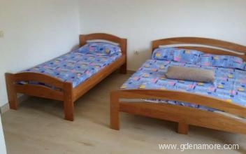 Leiligheter Milic, privat innkvartering i sted Sutomore, Montenegro