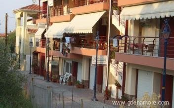 Katerina Apartments, private accommodation in city Pefkohori, Greece