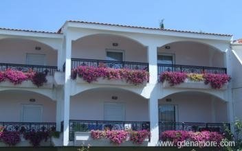 Irini Haideftou Studios, private accommodation in city Thassos, Greece