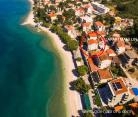 Ferienwohnungen Lina, Privatunterkunft im Ort Gradac, Kroatien