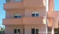 Вила Губерич, частни квартири в града Ulcinj, Черна Гора
