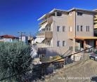 Naias House, private accommodation in city Neos Marmaras, Greece