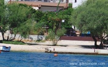 Apartments Gordana, private accommodation in city Grebaštica, Croatia