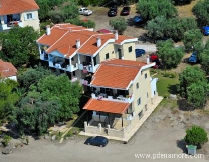 Вила Айолос, частни квартири в града Sithonia, Гърция - aiolos-villa-psakoudia-sithonia-halkidiki-1