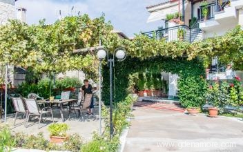 Nastasia Apartments , privatni smeštaj u mestu Afitos, Grčka