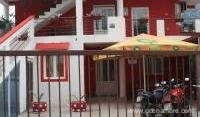 Apartmaji in sobe Lukic, zasebne nastanitve v mestu Šušanj, Črna gora