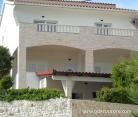 Apartments Meri, Ciovo, 1 row to the sea, private accommodation in city Čiovo, Croatia