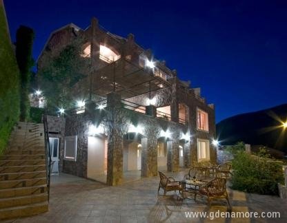 Villa Contessa, частни квартири в града Budva, Черна Гора - 27579900