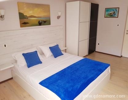   APPARTEMENTS C&Ocirc;TE, logement privé à Igalo, Mont&eacute;n&eacute;gro - Obala 3 bračni ležaj