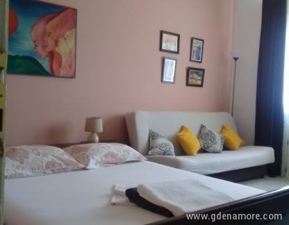 Appartement tout confort &agrave; 100m de la c&ocirc;te, logement privé à Kotor, Mont&eacute;n&eacute;gro - 3
