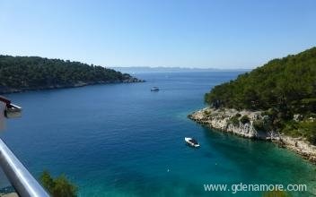 Apartments Rogosic Osibova, private accommodation in city Brač Milna, Croatia