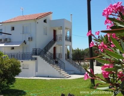 Eva Studios, частни квартири в града Kefalonia, Гърция - eva-studios-svoronata-kefalonia-1