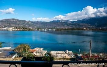 Wohnungen Klakor PS, Privatunterkunft im Ort Tivat, Montenegro