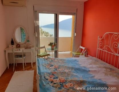 Leilighet Castelnuovo, privat innkvartering i sted Herceg Novi, Montenegro - Main bedroom