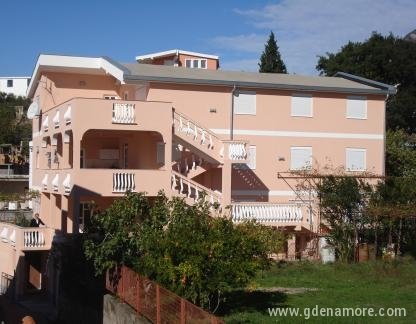 Vila Branka Sutomore Sobe Smestaj Apartman, logement privé à Sutomore, Mont&eacute;n&eacute;gro - DSC04716