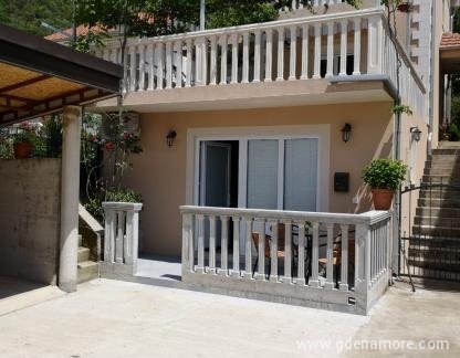 Wohnung Anja, Privatunterkunft im Ort Bijela, Montenegro - IMG-88fddee33218da05d4a6b893dc06ac17-V