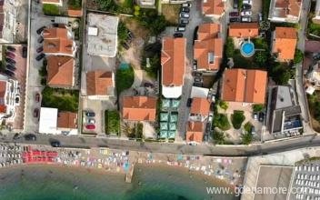 STRANDFÜRDŐ, Magán szállás a községben Bijela, Montenegró