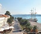 Amapolas, alojamiento privado en Tivat, Montenegro