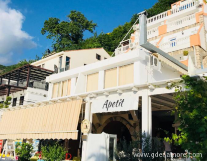 St&uacute;di&oacute; apartmanok, Magán szállás a községben Rafailovići, Montenegr&oacute;