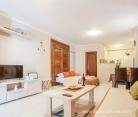 Comfortable apartments in the center of Tivat, private accommodation in city Tivat, Montenegro