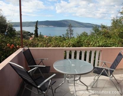 Wohnungen Porto Lastva, Privatunterkunft im Ort Tivat, Montenegro - Apartmani Porto Lastva