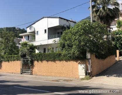 Apartments SUNCE, private accommodation in city Bar, Montenegro - image2