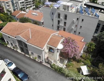 Вила Данило апартаменти, частни квартири в града Budva, Черна Гора - VILLA DANILO