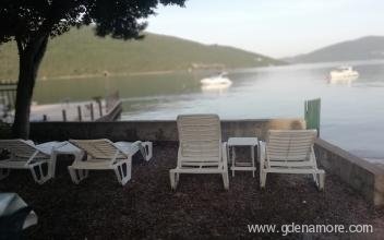 Apartments Lola, private accommodation in city Kumbor, Montenegro