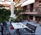 Apartamentos en Bloom Garden, alojamiento privado en Ierissos, Grecia