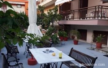 Bloom Garden Apartments, privat innkvartering i sted Ierissos, Hellas