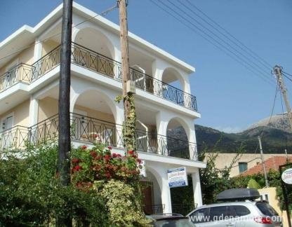Captain Georgio Apartments, private accommodation in city Poros, Greece - captain-georgio-apartments-poros-kefalonia-1