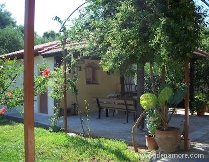 Joannas Studios, Privatunterkunft im Ort Lassii, Griechenland - joannas-studios-lassi-kefalonia-1