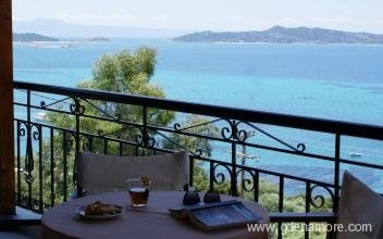 Katerina Pension, private accommodation in city Ouranopolis, Greece