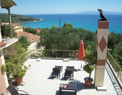 Ramona Studios, private accommodation in city Lourdata, Greece - ramona-studios-lourdata-kefalonia-12