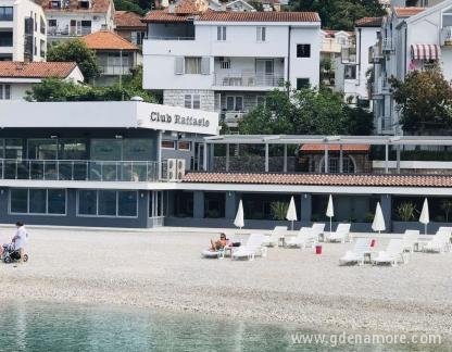 Apartmaji Kostić, zasebne nastanitve v mestu Herceg Novi, Črna gora - IMG_5024