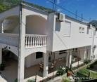 Appartamenti Igumanovic, alloggi privati a Sutomore, Montenegro