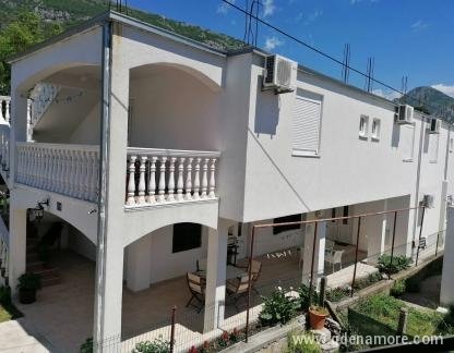 Apartmanok Igumanovic, Magán szállás a községben Sutomore, Montenegr&oacute; - Aprtmani Igumanovic, Sutomore