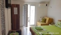 Apartment rooms GAMA, private accommodation in city Igalo, Montenegro