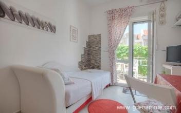 Apartamentos DAČO, alojamiento privado en Sveti Stefan, Montenegro