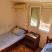 Soba Victor z enojnima posteljama, zasebne nastanitve v mestu Budva, Črna gora - 20210708_171308