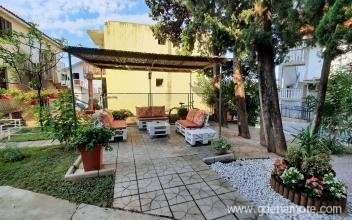 Apartamentos y habitaciones Banovic, alojamiento privado en Šušanj, Montenegro