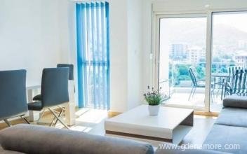 Apartment Blue Adriatic Bečići, Privatunterkunft im Ort Bečići, Montenegro